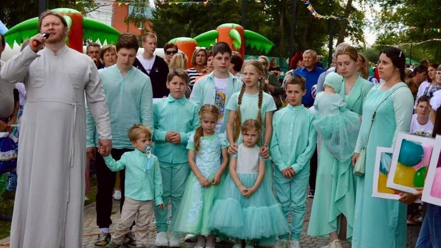 Семья Гороховых из Алатыря удостоена ордена «Родительская слава»