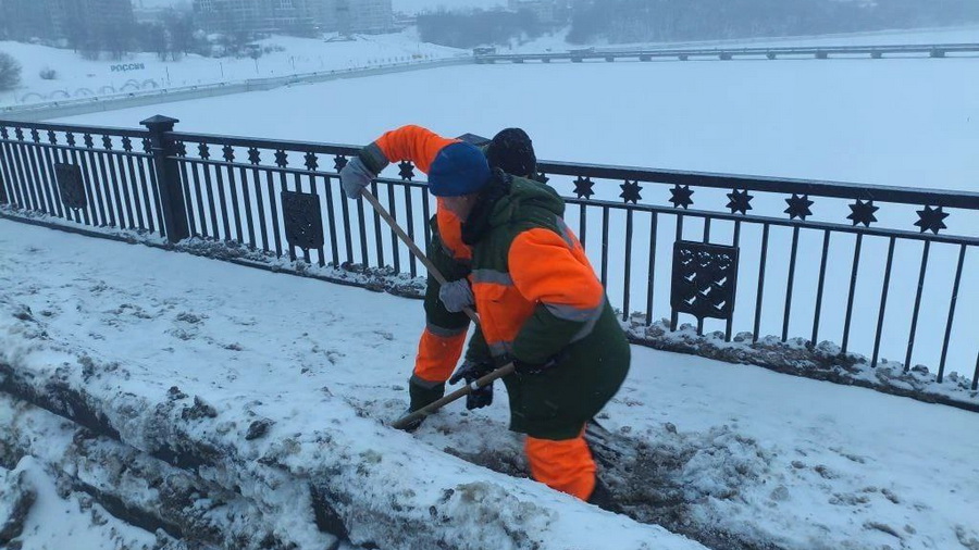 Более 33 тысяч кубометров снега вывезено в Чебоксарах за неделю