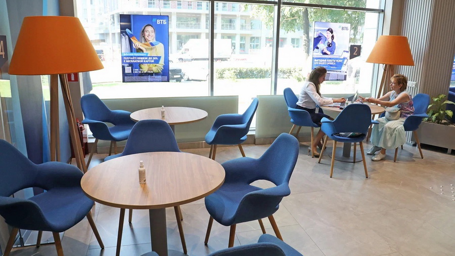 ВТБ узнал, сколько россиян готовы копить вместе с близкими