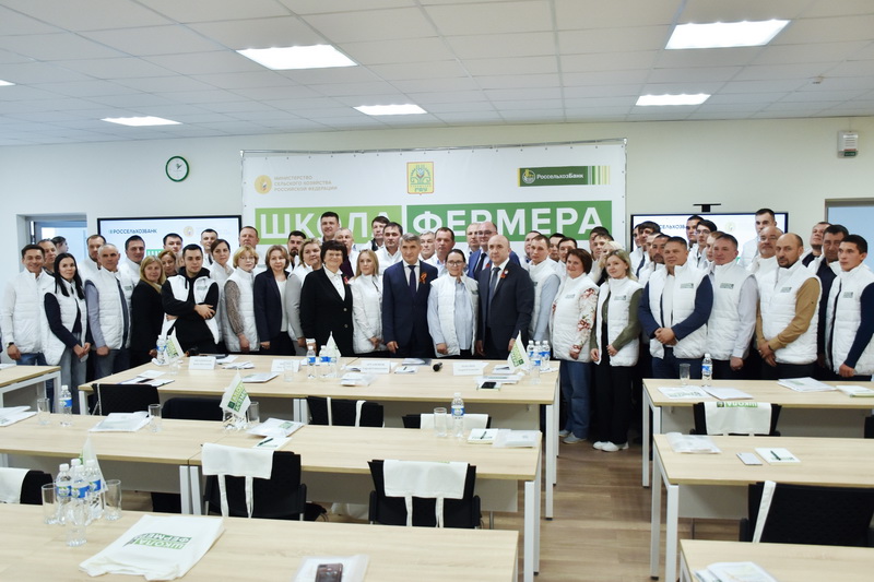 Агротуризм, овощи и хмель: в Чувашии начались занятия в «Школе фермера»