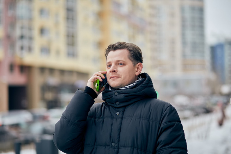 Эксперт телекома: почему лучше не пользоваться смартфоном во время его зарядки