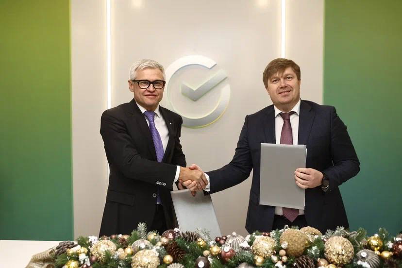 Сбер и Русское географическое общество заключили соглашение о сотрудничестве по проекту «Национальная тропа Волгоречье»