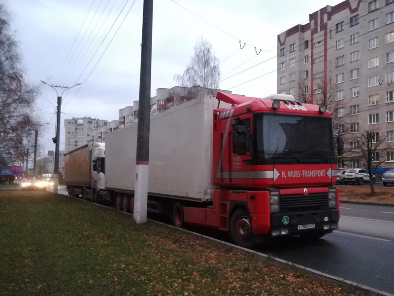 На десяти основных дорогах Чебоксар полностью запретят стоянку автомобилей