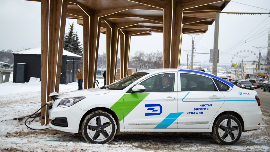 В Чебоксарах открыли первую электрозаправку с быстрой зарядкой