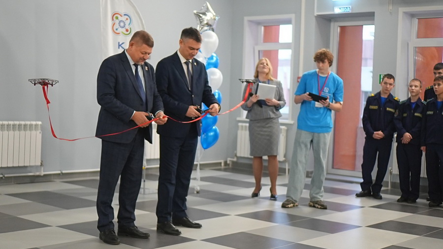 В Чебоксарах открыли Центр беспилотных технологий для школьников
