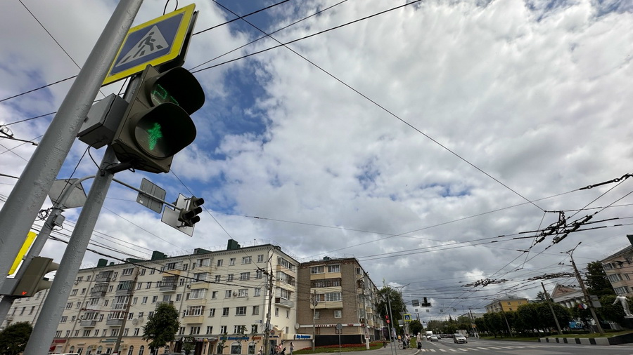 На Николаева меняют схему движения из-за укладки асфальта