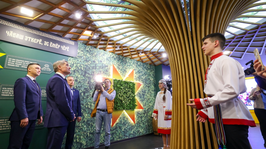 В День российской науки в ЧувГу открыли мультимедийный Этнокультурный центр «Наследие»