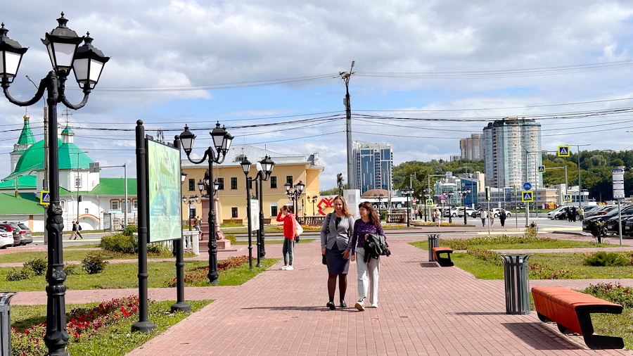 Порывы ветра до 17 м/с и продолжение бабьего лета в Чувашии: прогноз на ближайшую неделю