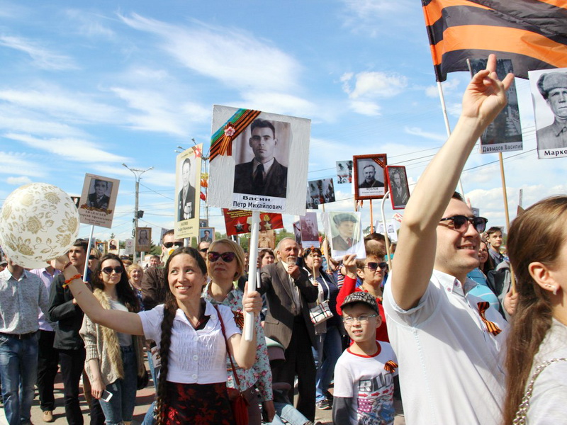 «Бессмертный полк» в Чебоксарах возвращается к очному формату. Что изменится и как попасть на шествие