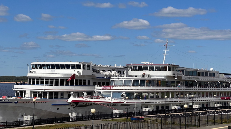 Чебоксары приняли рекордные 100 тысяч круизных туристов в этом сезоне