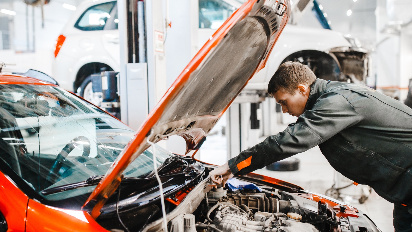 Эконом ТО за 4 999 рублей у официального дилера LADA в Новочебоксарске