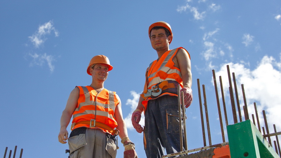 Половина работодателей Поволжья поднимет зарплаты сотрудникам. Каких сфер это коснется