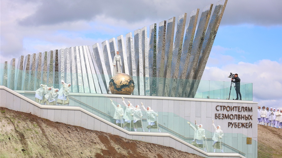 В Чувашии открыли мемориальный комплекс в честь строителей Сурского рубежа