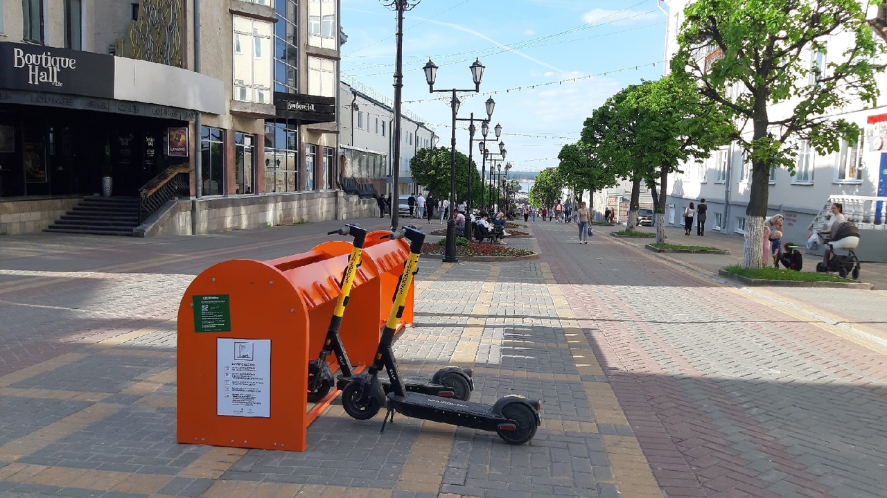 Мэрия разработала правила езды на электросамокатах по Чебоксарам. Под запрет попала Красная площадь