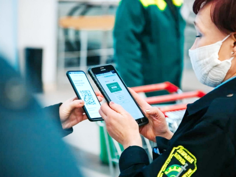 В России начнут выдавать QR-коды неофициально переболевшим ковидом с 21 февраля. Чувашия хотела это сделать 3 месяца назад