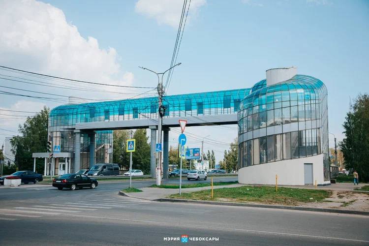 На Марпосадском шоссе у «Керека» открыли надземный переход. Его строили 7 лет